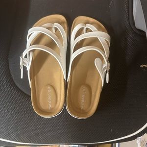 Madden Girl Sandals Size 2 1/2